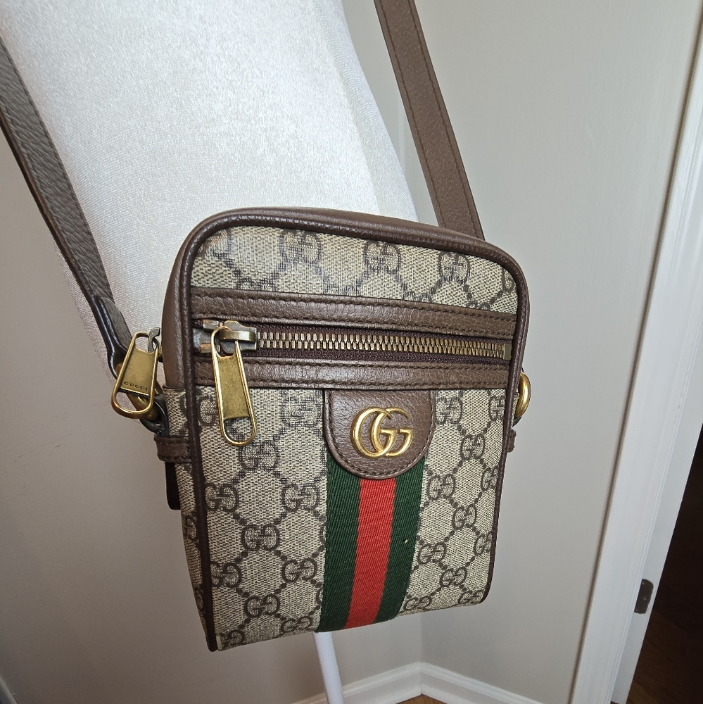 Gucci Ophidia GG Supreme Crossbody Handbag